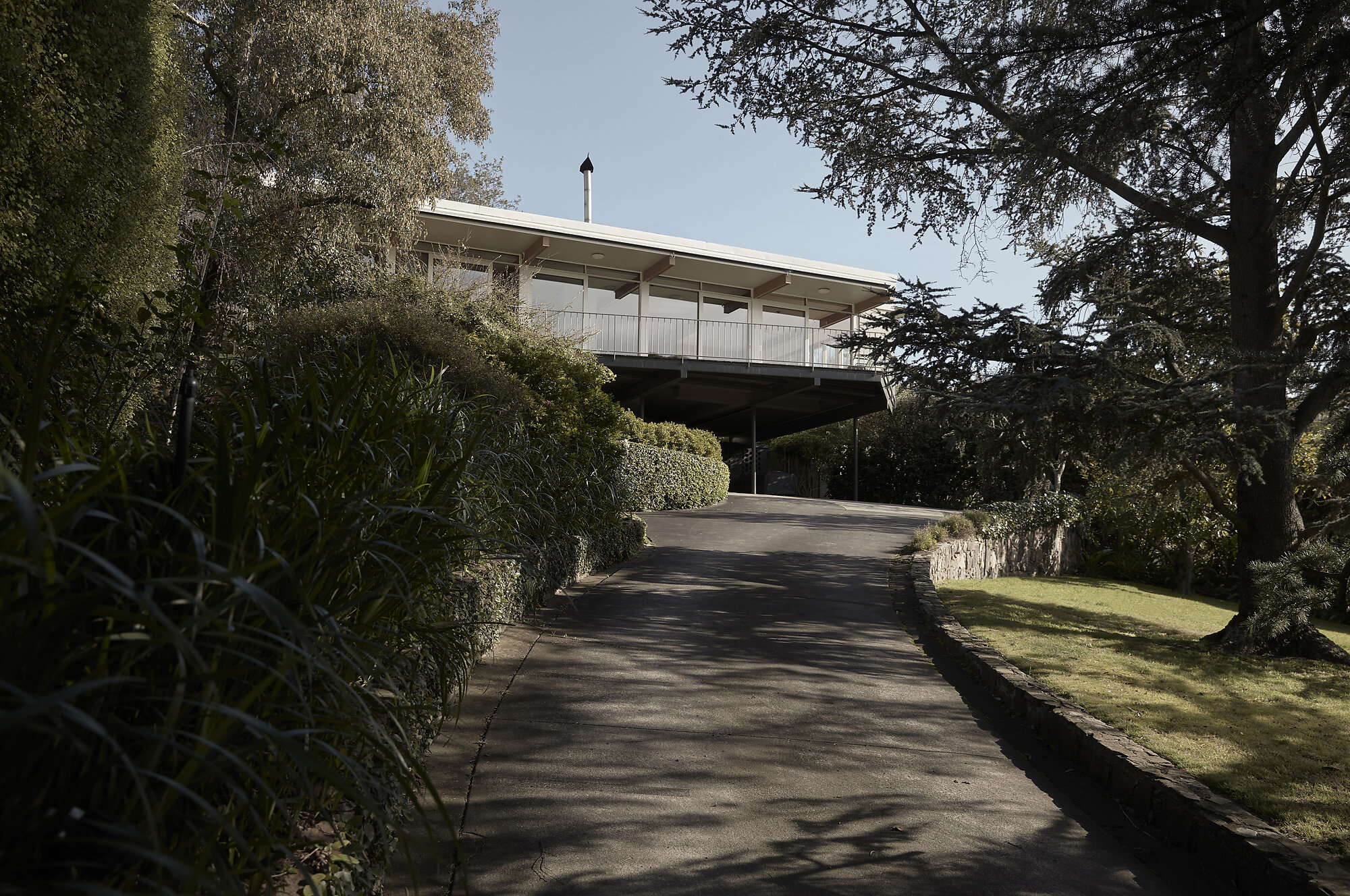 Interior photograph of Ivanhoe East House by Willem-Dirk du Toit